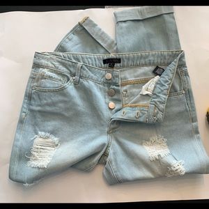 Boyfriend style cuffed jeans